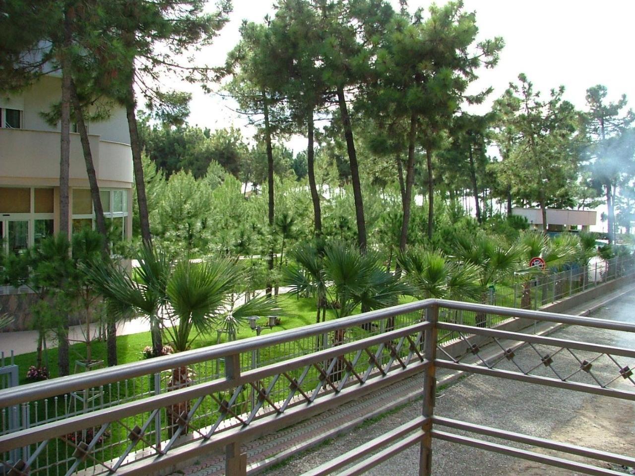 Dollari Hotel 3*