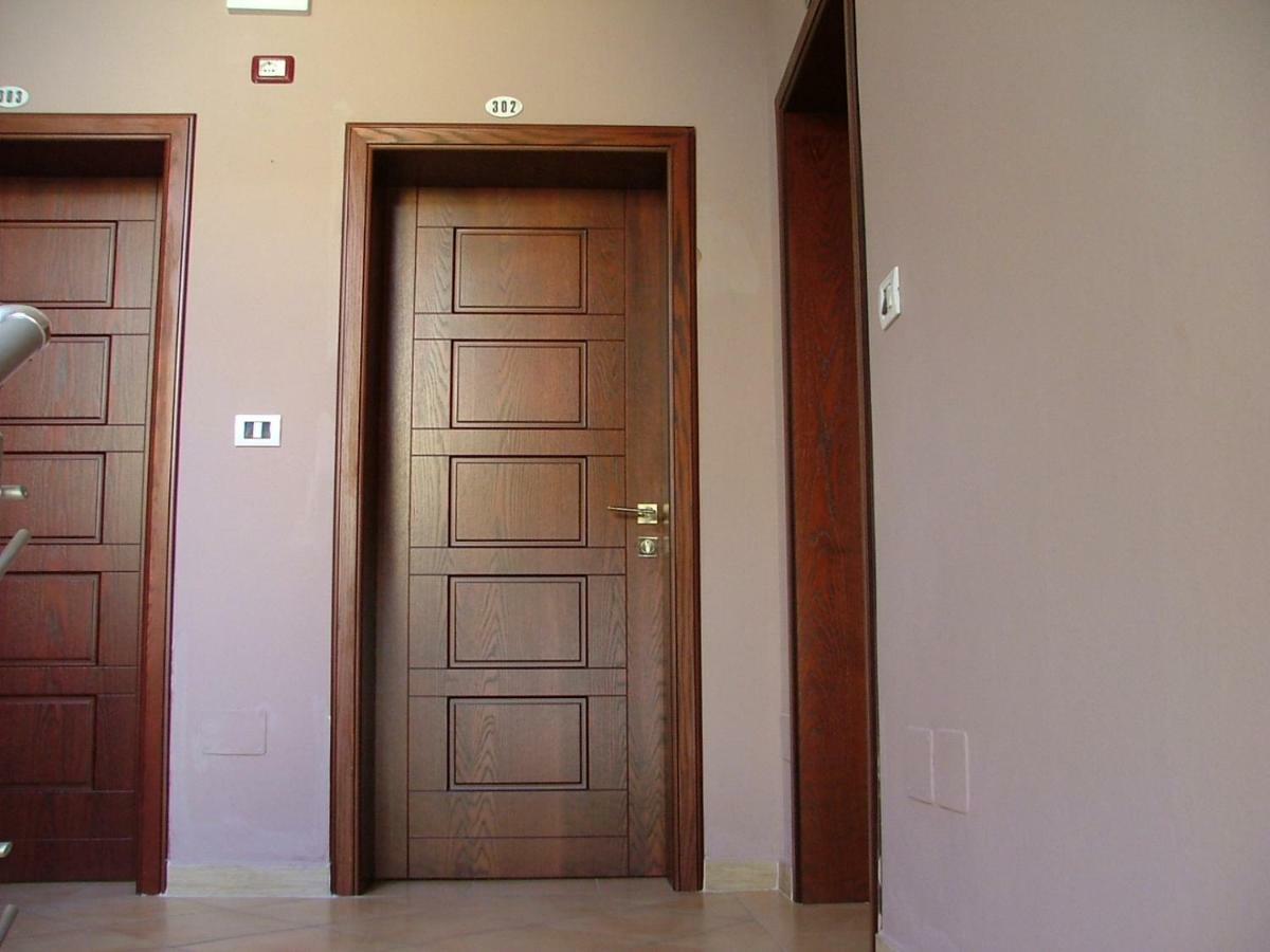 Dollari Hotel 3*